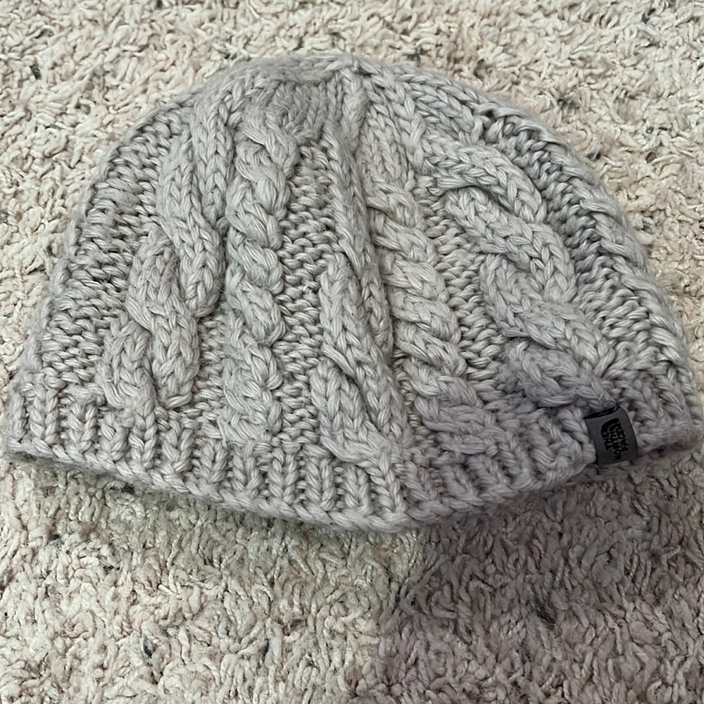 Women’s knit north face winter hat